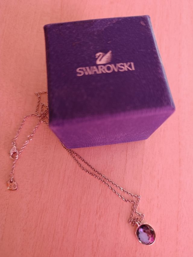 Collar Swarovski dorado