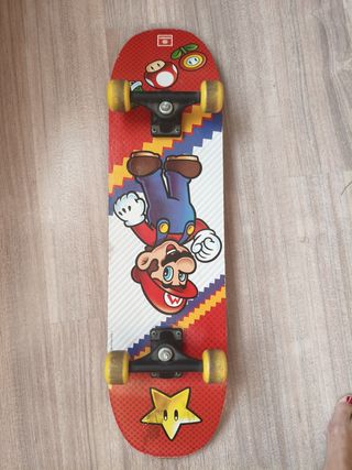 Monopatín Super Mario
