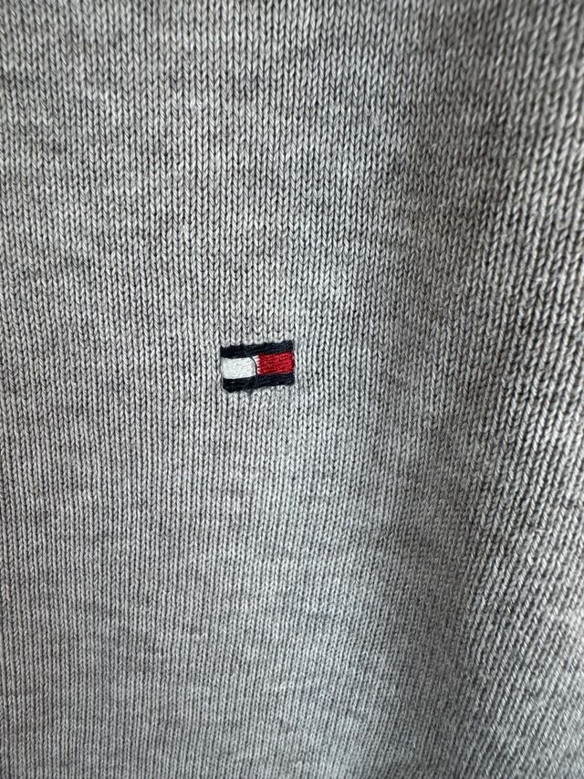 Suéter Tommy Hilfiger Gris - L