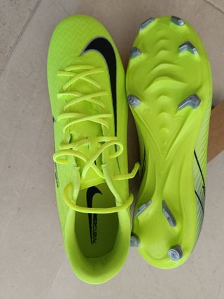 Botas Nike Zoom Vapor 16 Academy