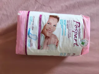 Braguitas Indasec Postpart  Y toallas tocologicas