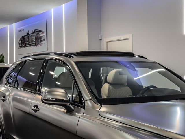 Bentley Bentayga w12 first edition 