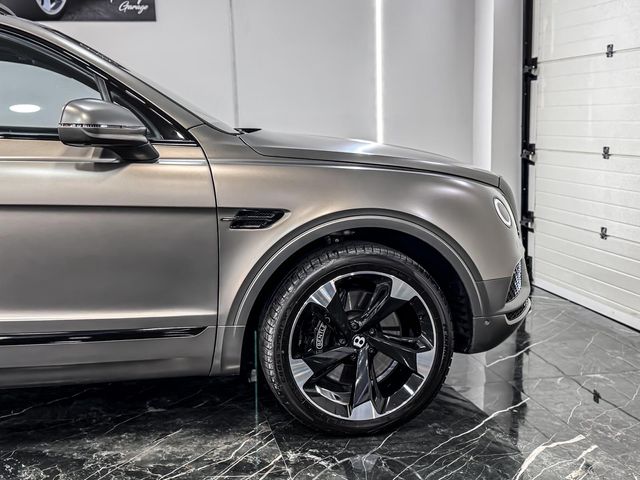 Bentley Bentayga w12 first edition 