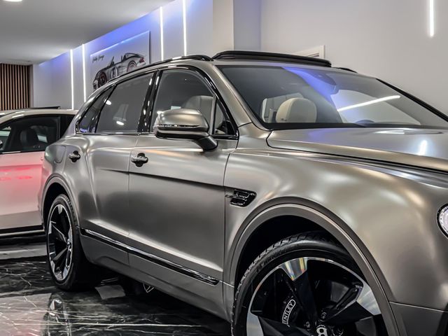 Bentley Bentayga w12 first edition 