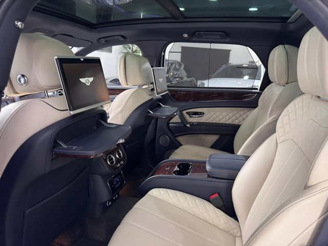 Bentley Bentayga w12 first edition 
