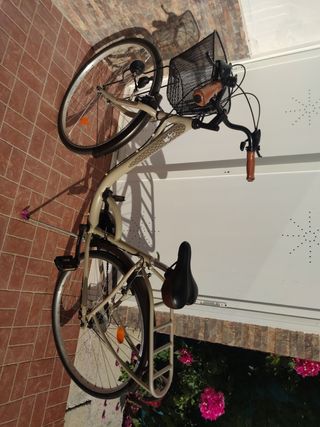 Bicicleta paseo mujer, buen estado