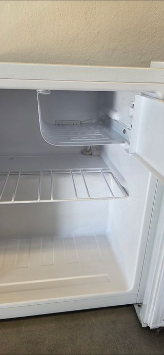 Frigorífico Jocel JF 50 con congelador 