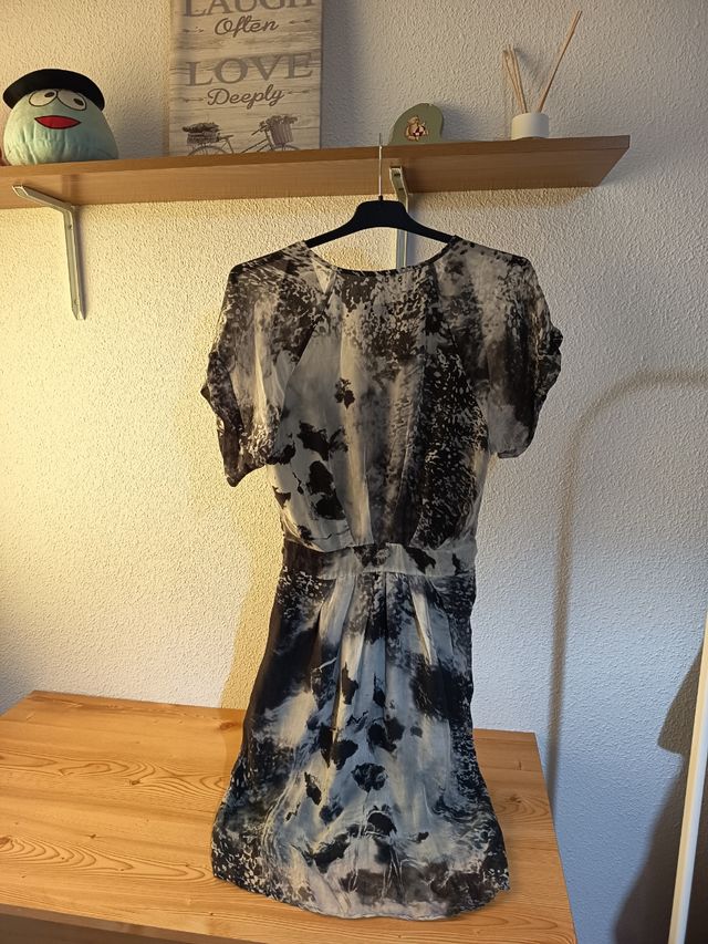 Vestido Adolfo Domínguez