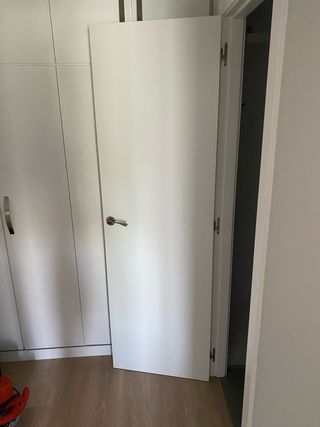 Puerta blanca lacada - Nueva (VENDRELL)