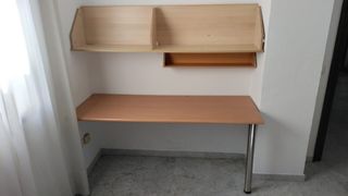 Escritorio con estantería - Madera y metal