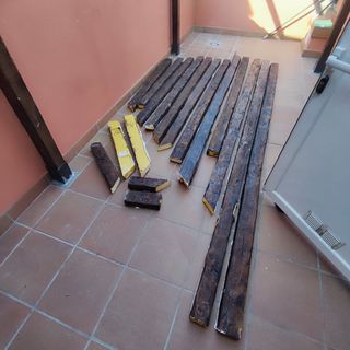 Bigas decorativas poliuterano