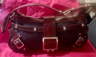 Bolso Bershka marrón-rojo