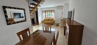 Casa adosada en venta en La Carihuela en Torremolinos