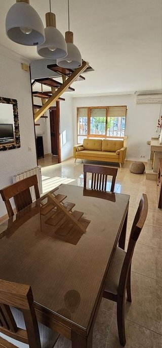 Casa adosada en venta en La Carihuela en Torremolinos