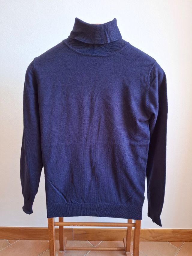 Maglione collo alto blu scuro uomo