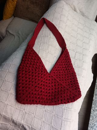 Bolso crochet granate hecho a mano