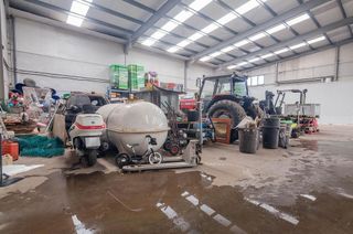 Nave industrial en venta en El Llano en Gijón