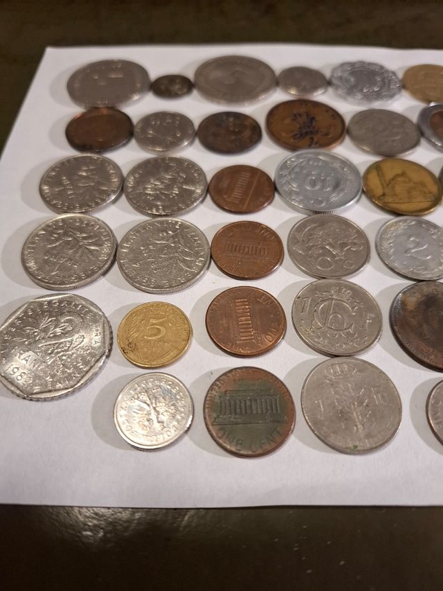 40 Monete - Paesi Vari