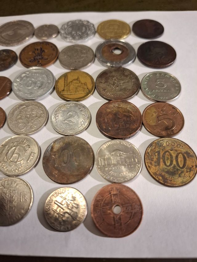 40 Monete - Paesi Vari