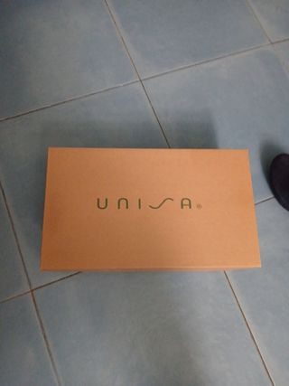 Zapatos UNISA tacón ante azul