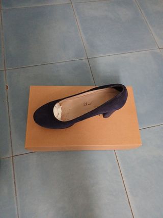 Zapatos UNISA tacón ante azul