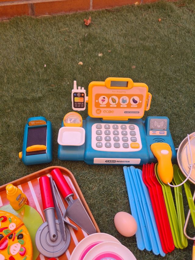 Menaje completo para cocina infantil