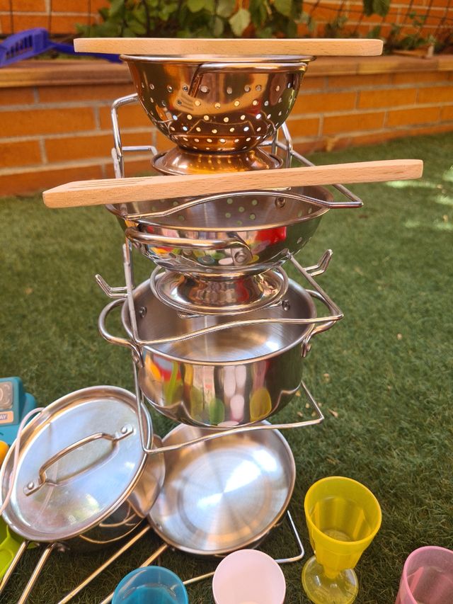 Menaje completo para cocina infantil