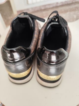 Zapatillas Michael Kors - negras y marrones