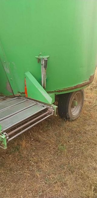 CARROS MEZCLADORES Usados- Mezclador de piensos