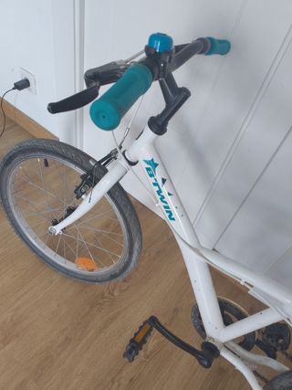 Bicicleta niña Btwin 20" blanca