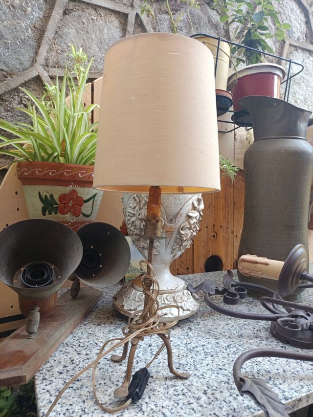 Lámparas antiguas - Metal y cristal