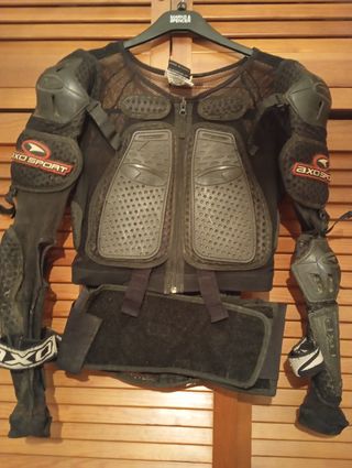 Protector Axo Sport talla M usado