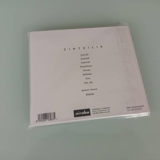 CD. OLATZ SALVADOR Zintzilik