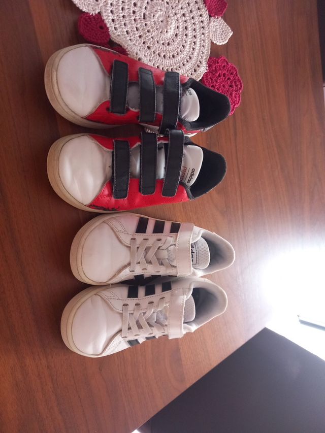 Scarpe Adidas Bambino con Velcro