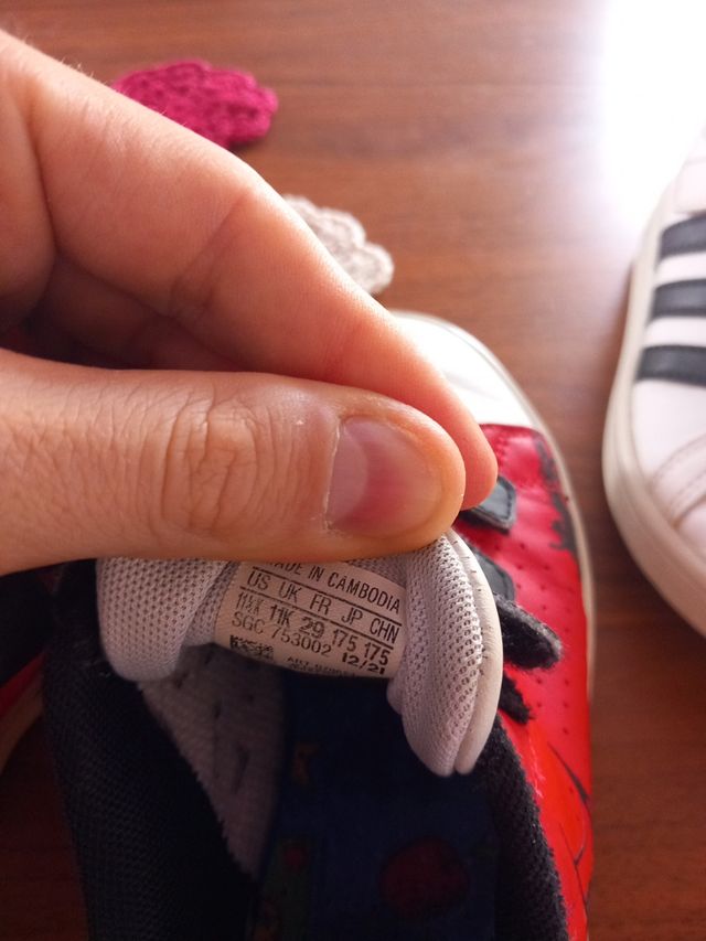 Scarpe Adidas Bambino con Velcro