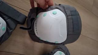 Kit protecciones Decathlon: coderas, rodilleras y 