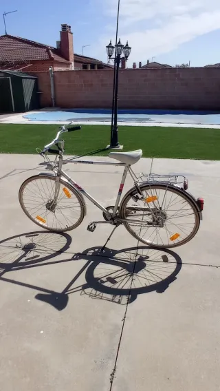 Bicicleta Hércules clásica