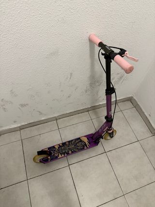 Patinete Oxelo Mid 5 morado