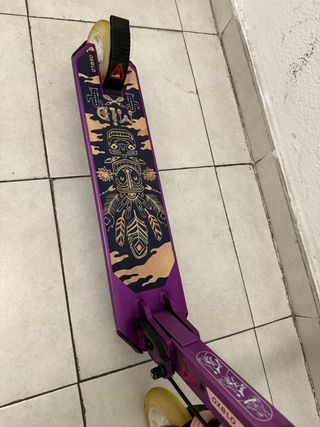 Patinete Oxelo Mid 5 morado