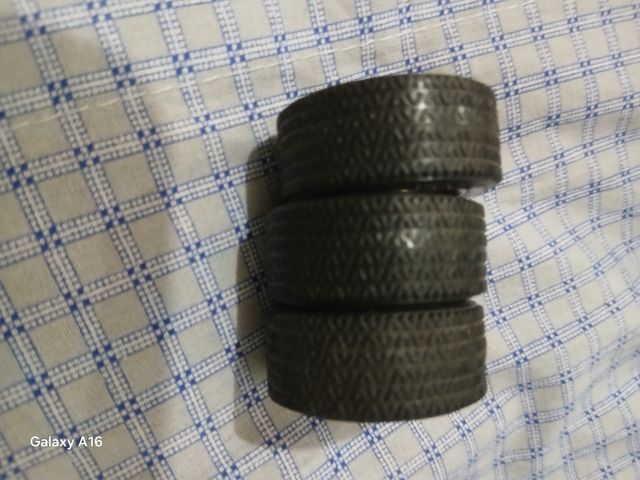 Ruote Burago 1/18 - 3 pezzi