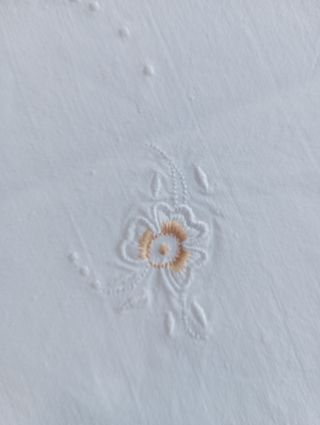 Sábanas algodón bordadas blancas