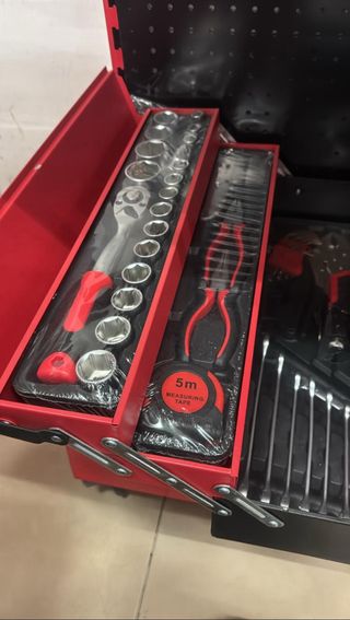 Maletín metálico herramientas