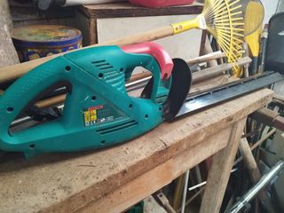 Cortasetos Bosch AHS 416