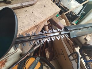 Cortasetos Bosch AHS 416