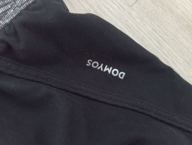 Conjunto deportivo mujer rosa y negro