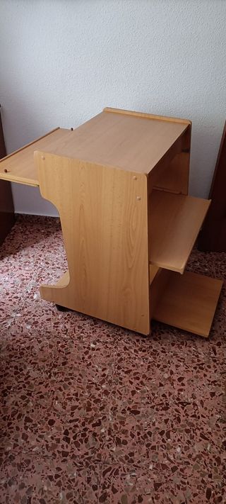 Mesa ordenador - Madera