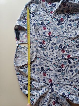 Blusa Cortefiel estampada blanca