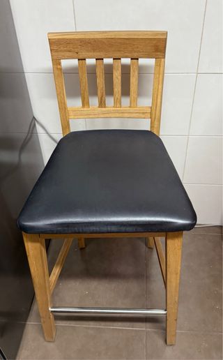 2 Sillas cocina madera-cuero