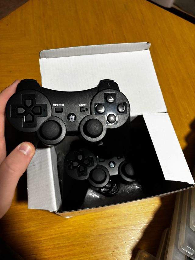 PS3 + 2 Mandos + 12 Juegos