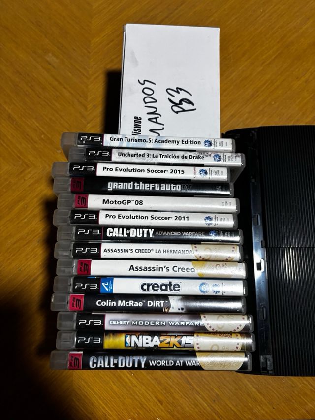 PS3 + 2 Mandos + 12 Juegos